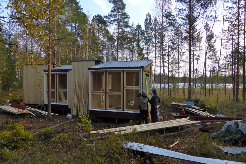 
			Das Haus am See mit im norwegischen Wald ist nachhaltig.

		